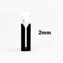 (VAPBH2) 0,7 ml puolimikrokyvetti, tulppa, liimattu, leveys 2 mm, mustat seinät