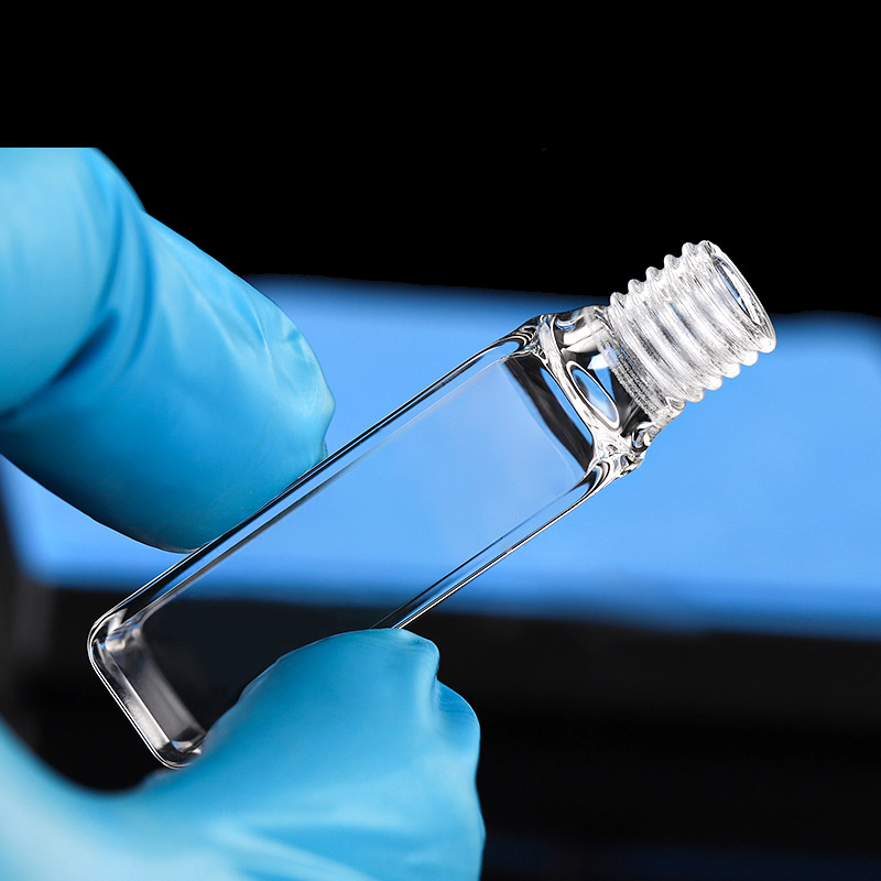 VNE029 3.5mL IR Fluorescence Cuvette with Screw Cap 6